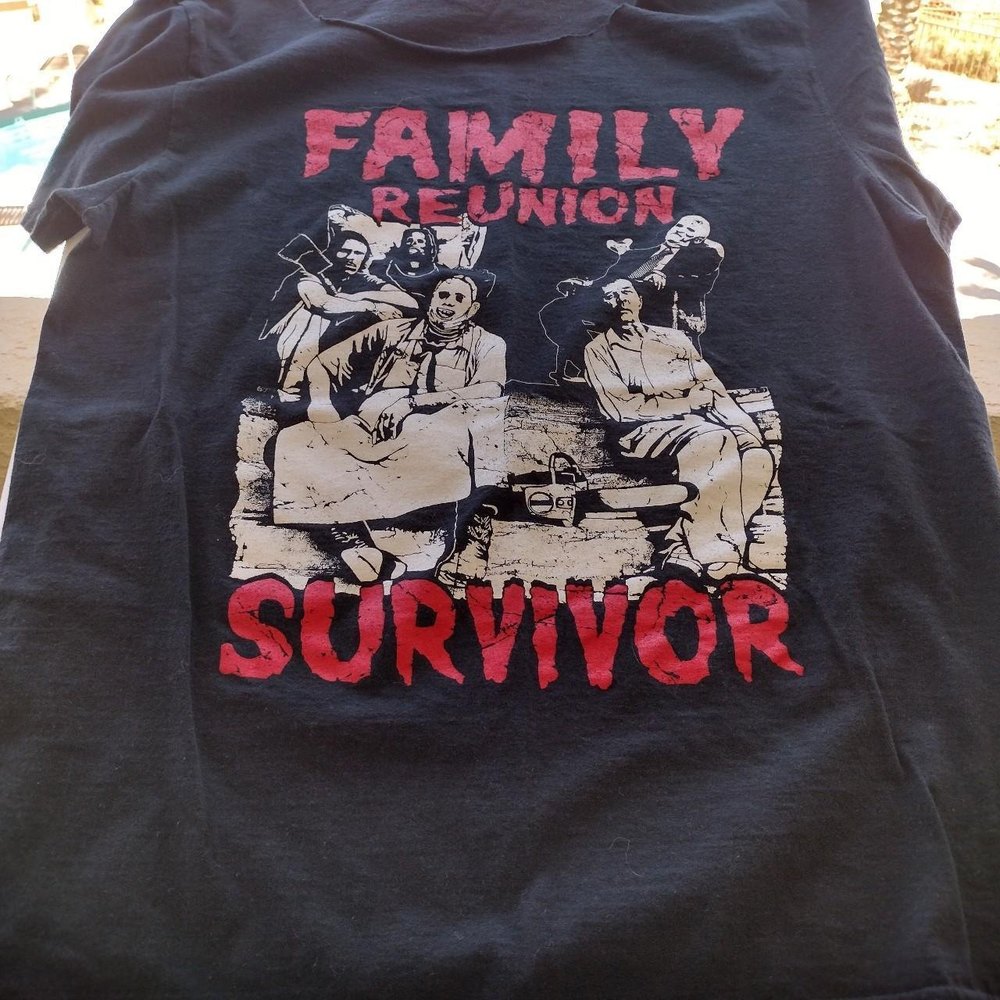 Family Reunion Survivor Movie T Shirt Texas Chainsaw Massacre TCM